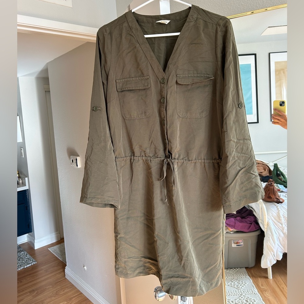 Max Studio Olive Green Dress Button Up Size Medium